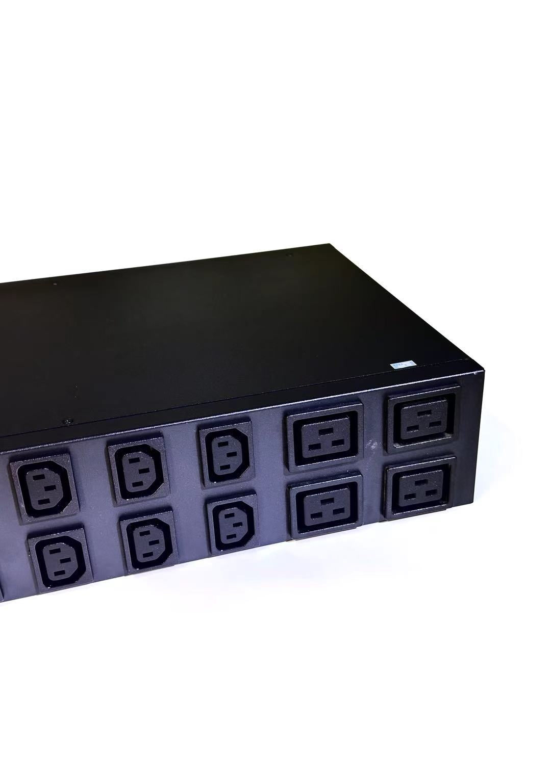ATS PDU 16 C13 Outlets, Dual 3 - огляд і ціна Timer Dual Outlet
